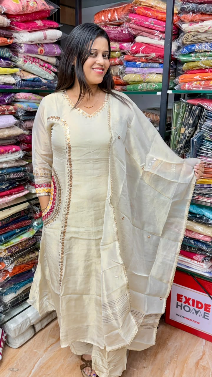 Heavy Tissue With Embroidery : PCC07