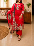 TRADITIONAL ELEGANCE WITH A MODERN TOUCH