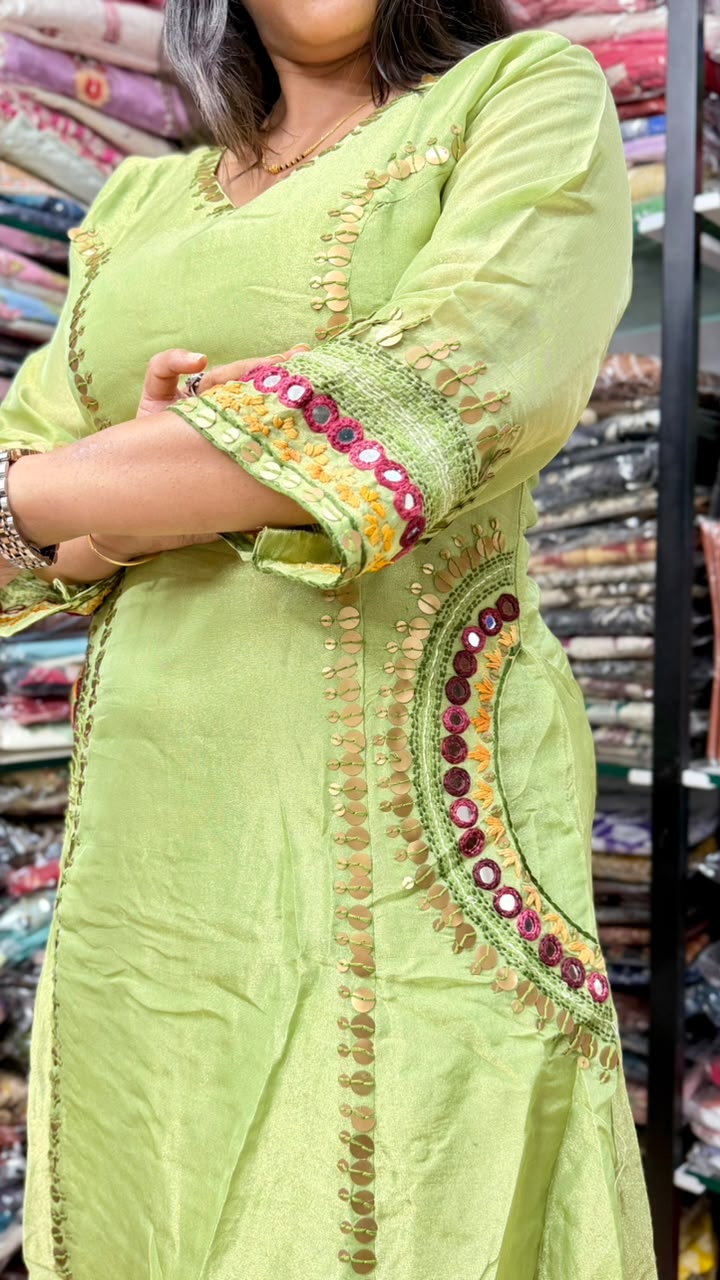 Heavy Tissue With Embroidery : PCC07