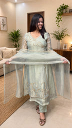VIRAL ANGARAKHA SUIT : PC18